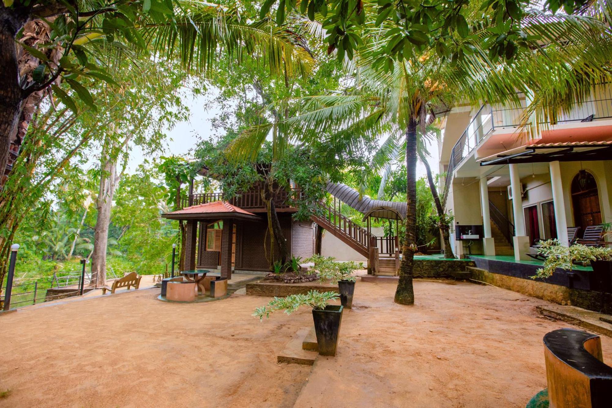 River Face Inn Tissamaharama Exterior foto