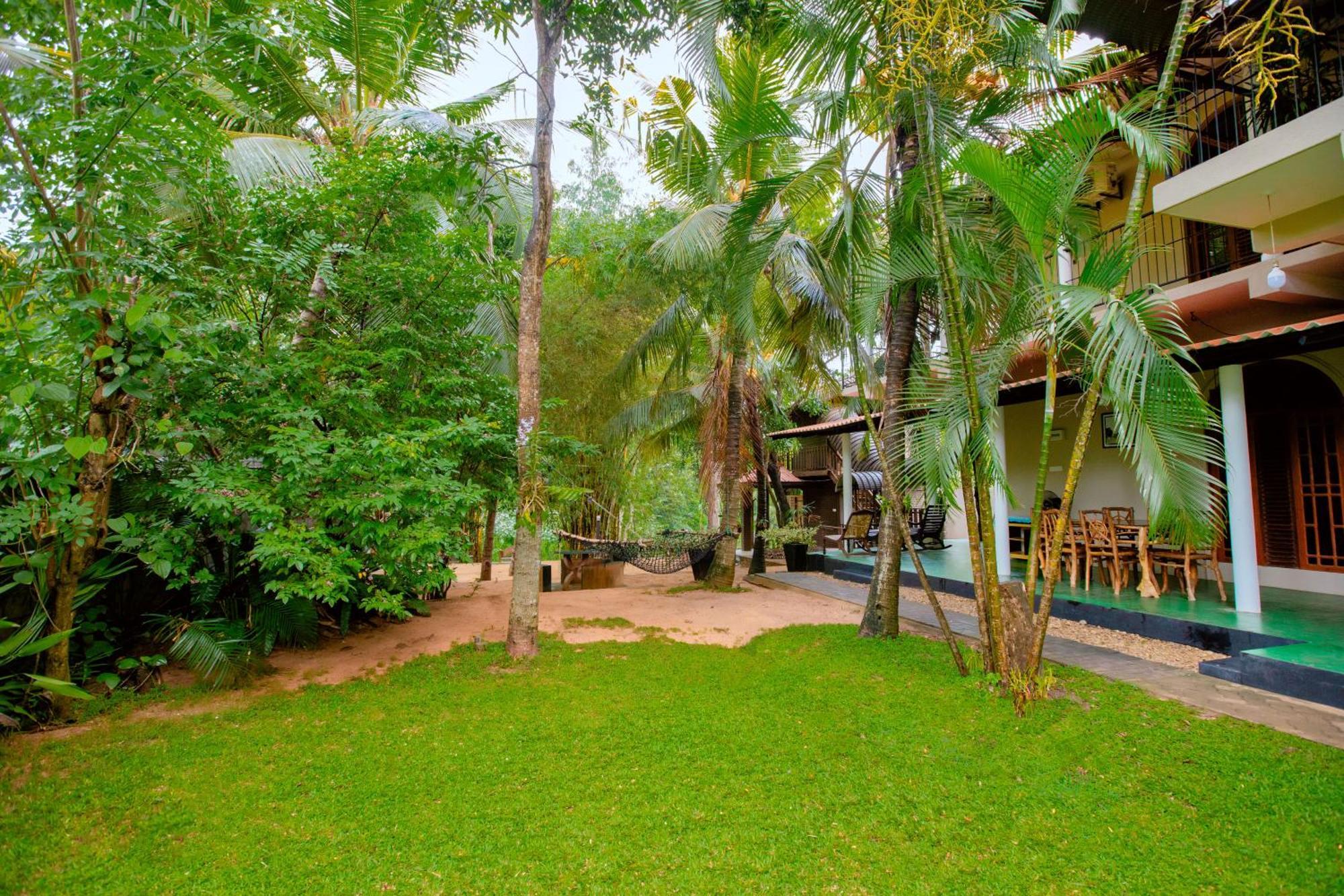 River Face Inn Tissamaharama Exterior foto